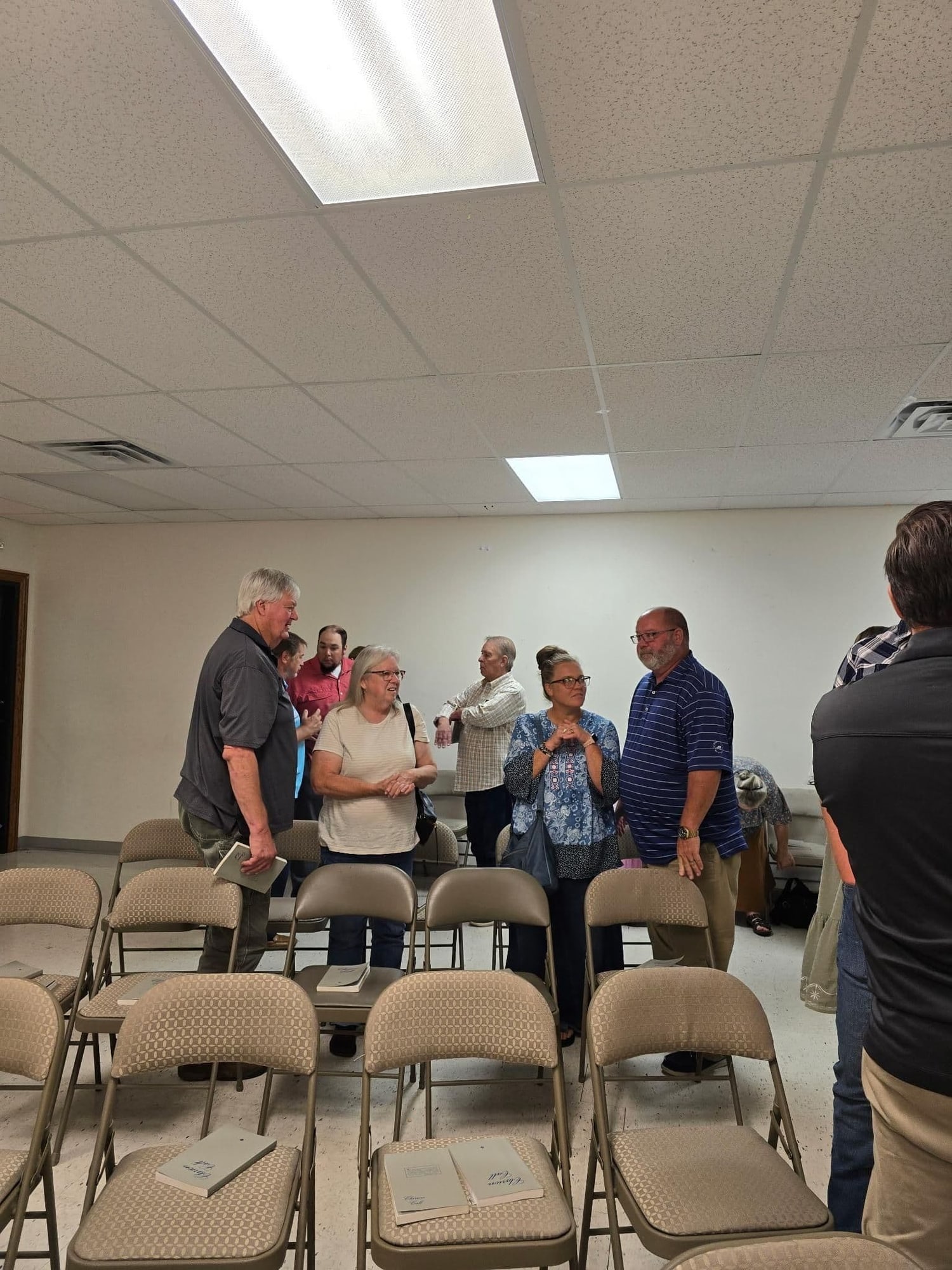 Members of Cassville Church of Christ in Cassville